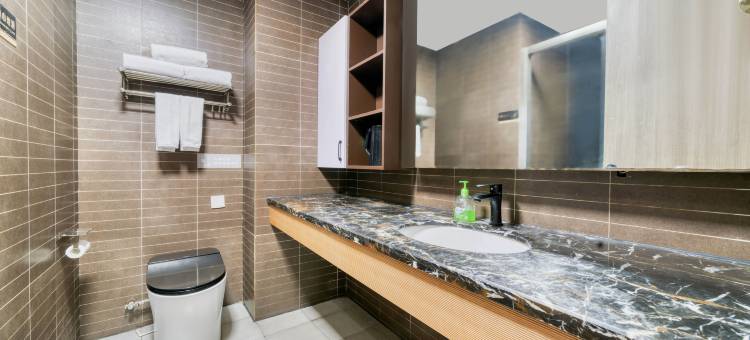 LEO里欧电竞酒店(绍兴镜湖店)图片