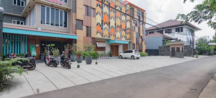 井里汶布达亚桑斯酒店(Sans Hotel Budaya Cirebon)图片