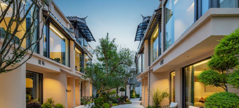 和春住花园别墅酒店(恩施女儿城店)图片