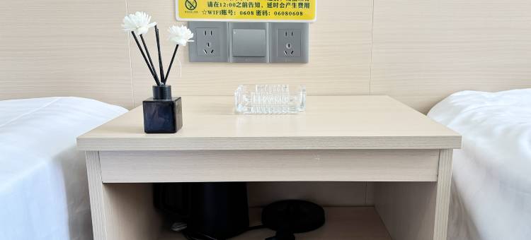 赤峰辛红橙优选宾馆图片
