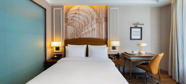 维也纳国际酒店(稻城亚丁景区店)图片