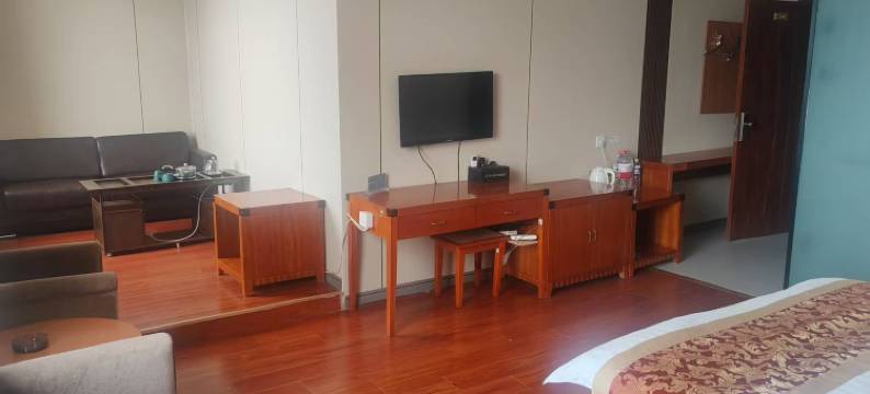 朱日和华锦酒店图片