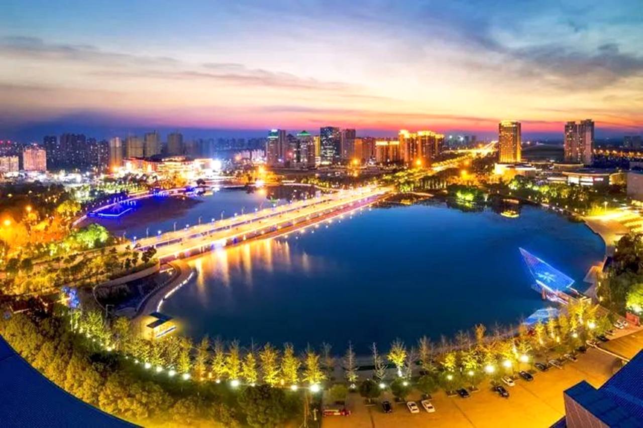 扬州文昌路希尔顿欢朋酒店图片