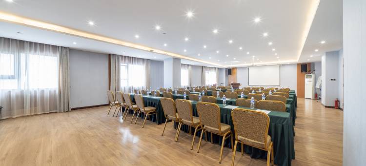 漫州国际酒店(南江店)图片