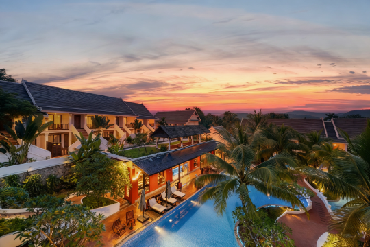 Manyo Hotel Resort& 曼悦度假酒店（接駁車到夜市大皇宮）