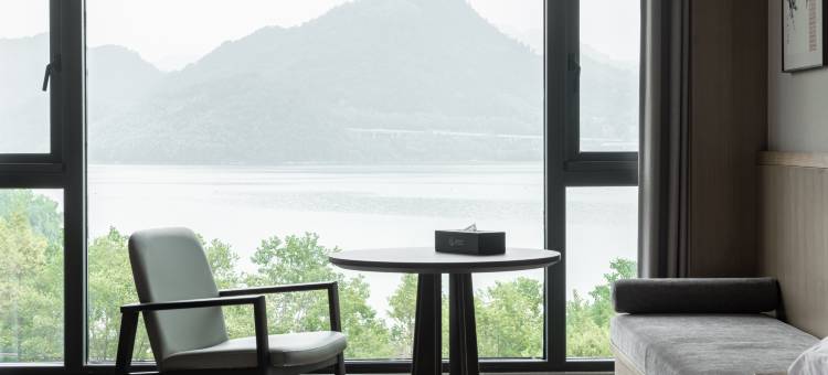 杭州临安青山湖雷迪森庄园图片