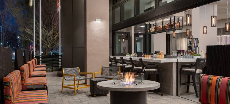 伍德兰希尔斯洛杉矶希尔顿惠庭酒店(Home2 Suites by Hilton Woodland Hills Los Angeles)图片