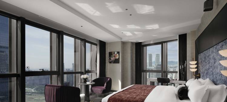 重庆江岛假日高空酒店(解放碑洪崖洞店)图片