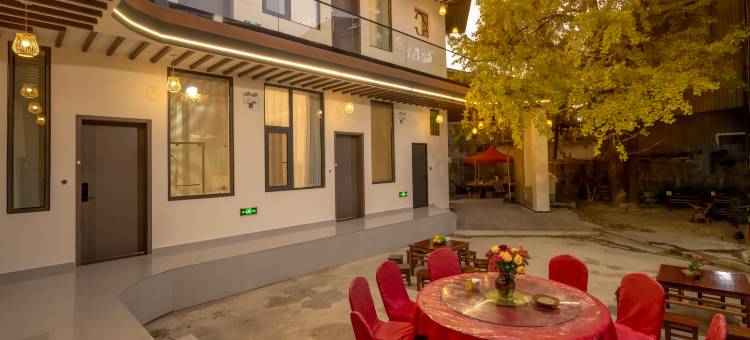 腾冲银杏村伊珍.苏杭秋温泉客栈图片