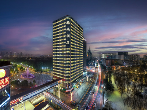 雅朵酒店(佛山新都汇大沥商业步行街店)