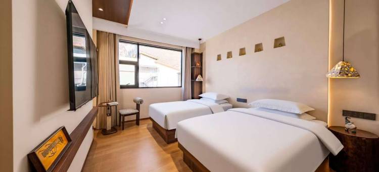 南山里·拾光北宸藏居花园民宿(九寨沟千古情店)图片