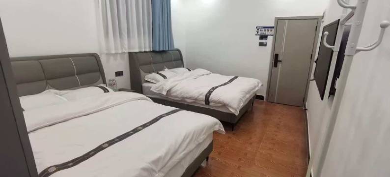 八满格民宿图片