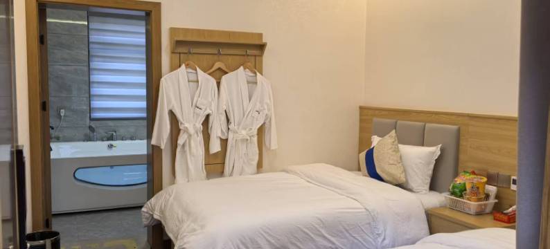 纸厂江边织女湖康养度假村图片