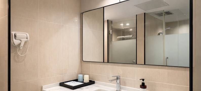 武汉健吾假日酒店(武汉站和平公园地铁站店)图片