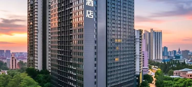 豪谛酒店(重庆黄泥磅轻轨店)图片