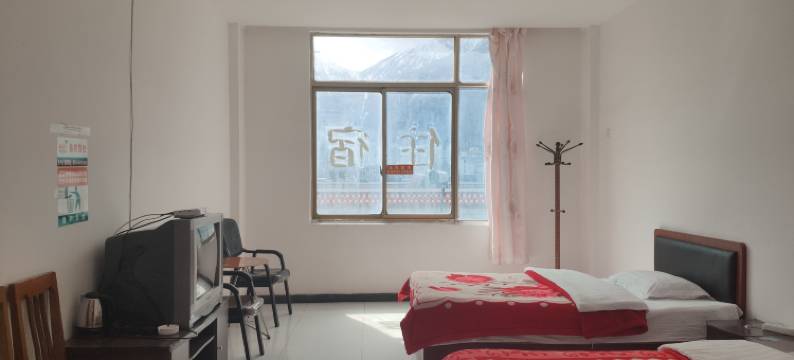 林芝鑫都旅社图片