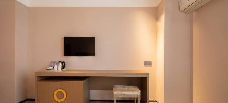 亚悦酒店(郑州陇海东路地铁站店)图片