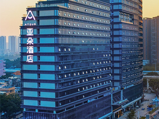 广州荔湾滘口地铁站亚朵酒店