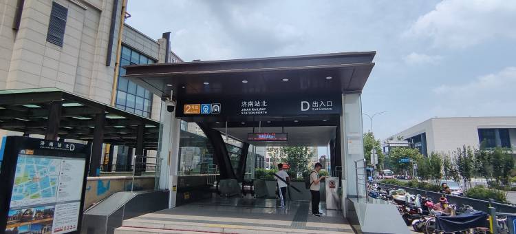 杰出青年旅社(济南站店)图片
