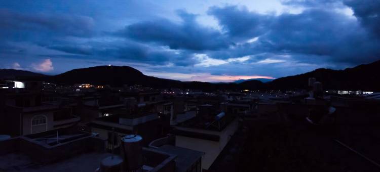 腾冲难得糊涂民宿图片