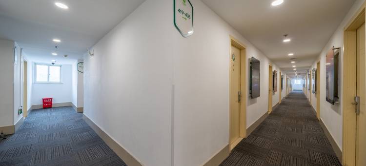 99优选酒店(上海南站罗秀路地铁站店)图片