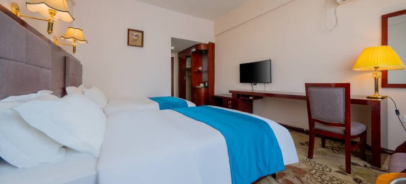 北海桂新大酒店(北海老街海底世界店)图片