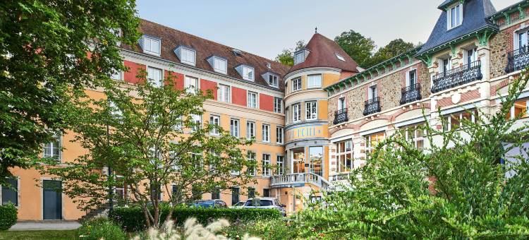 埃沃莱班原生驿站酒店(Le Grand Hotel, the Originals Relais)图片