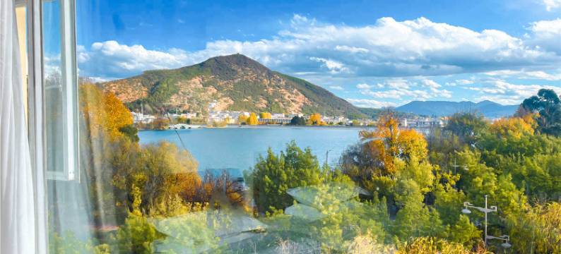 丽江溪语湖畔酒店图片