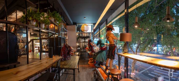 梧桉事罗民宿酒店(张公桥美食街店)图片