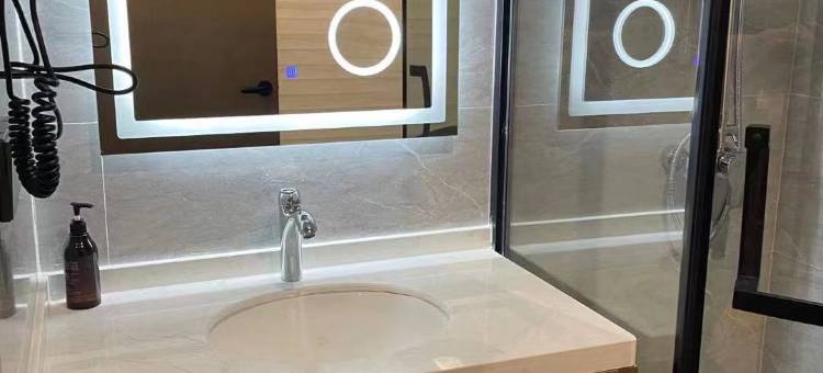 茫崖贵宾楼酒店图片