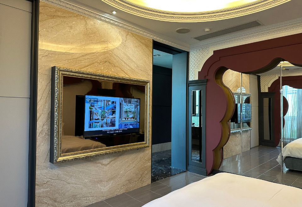 ALL-UR Boutique Motel Pingtung Branch Hotel Overview