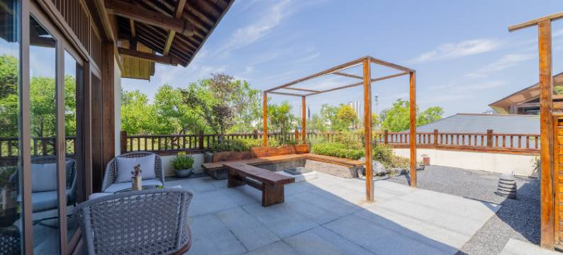 黑稻田鹮芗民宿图片