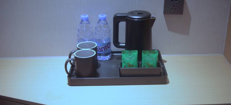 安曼酒店(天泽城商都大道店)图片