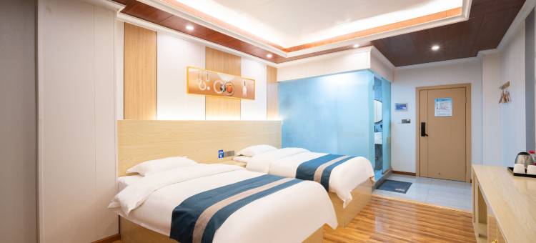 雅江天仙湖大酒店(318国道店)图片