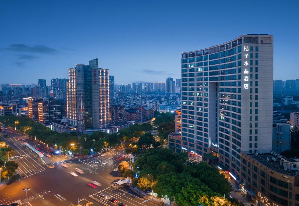 桔子水晶酒店(常州新北万达广场店)外景图