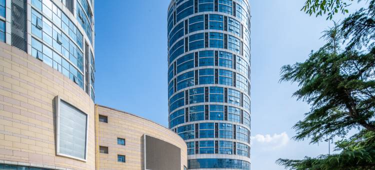 鑫山酒店(烟台大学国际博览中心店)图片