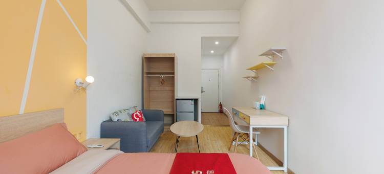 路客美宿(广州客村地铁站店)图片