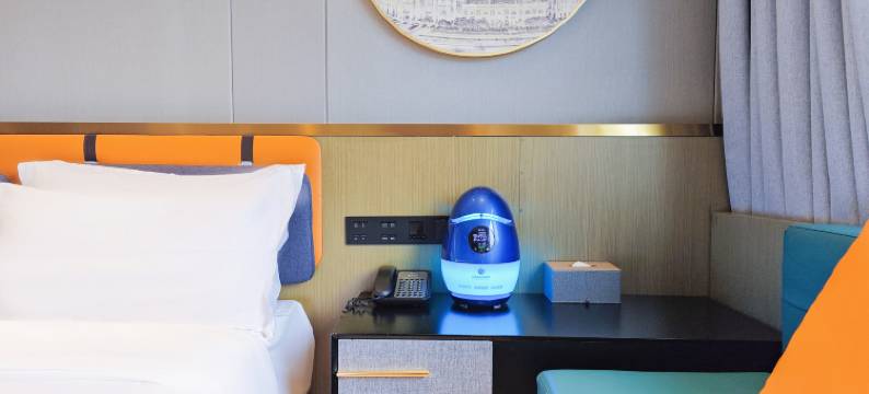 ZMAX满兮酒店(天津五大道西南楼地铁站店)图片