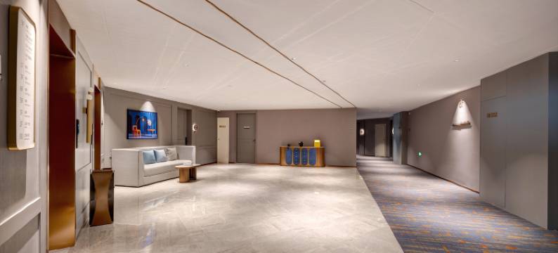 兰欧酒店(阳泉北山公园滨河新天地商业广场店)图片