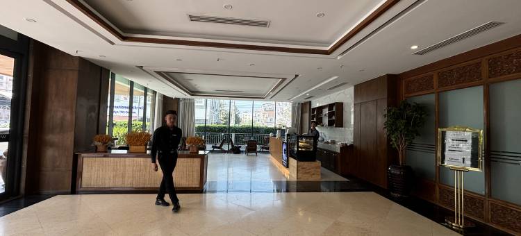 燕子酒店(Swallow Hotel)图片