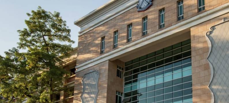 广州太古汇华师地铁站宜致美居图片