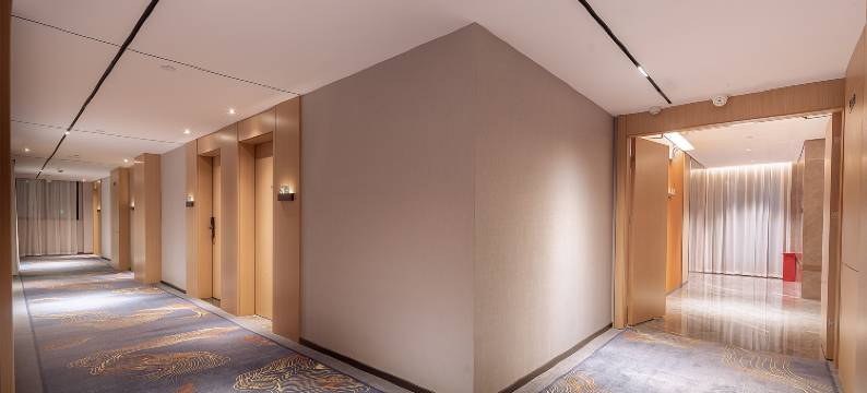 东南梦酒店(柳州窑埠古镇城中万达店)图片