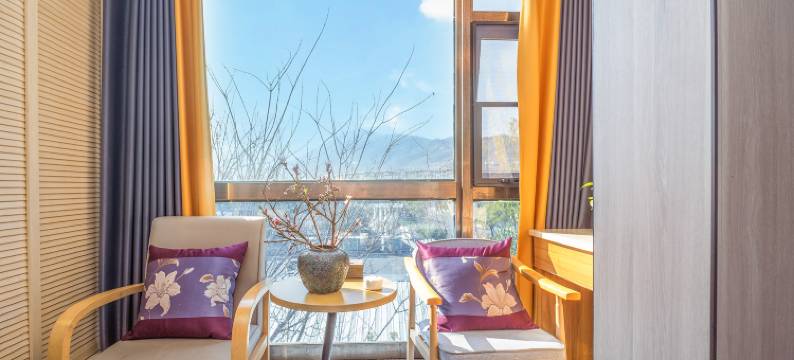 怡海度假酒店(西昌邛海17度火把广场店)图片