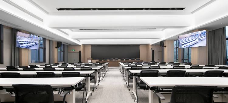 武汉理工大学街道口华美达安可酒店图片