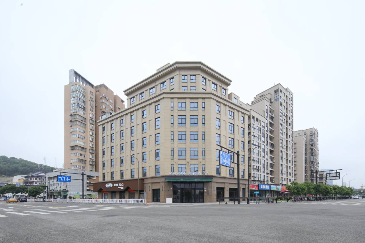 舟山普陀海静美仑酒店图片