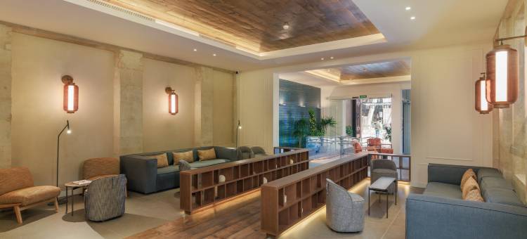 梅迪纳塞利酒店(Hotel Medinaceli)图片