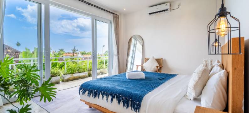 Eleven villa - Tropical 3BR Canggu Stay w Pool, Balcony & Office图片