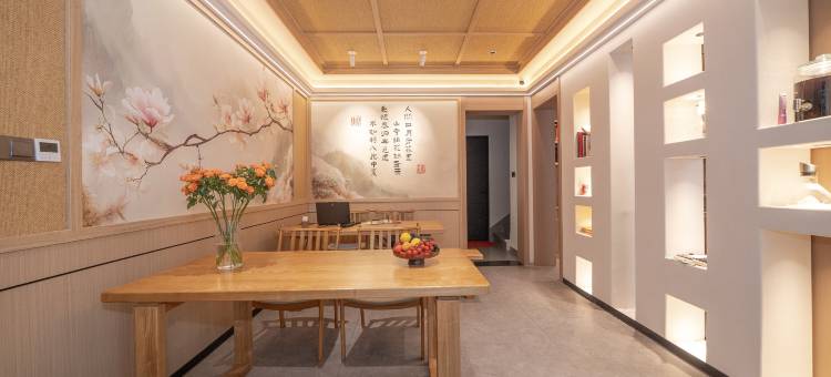 九华山景区光运华庭民宿(肉身宝殿店)图片