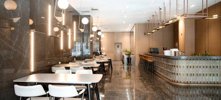 ZMAX满兮酒店(长春人民广场活力城店)图片