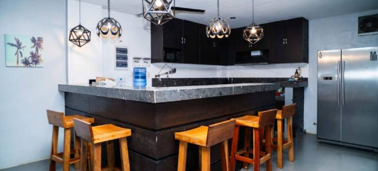 RedDoorz at Kopinos Tourist Inn Hotel图片